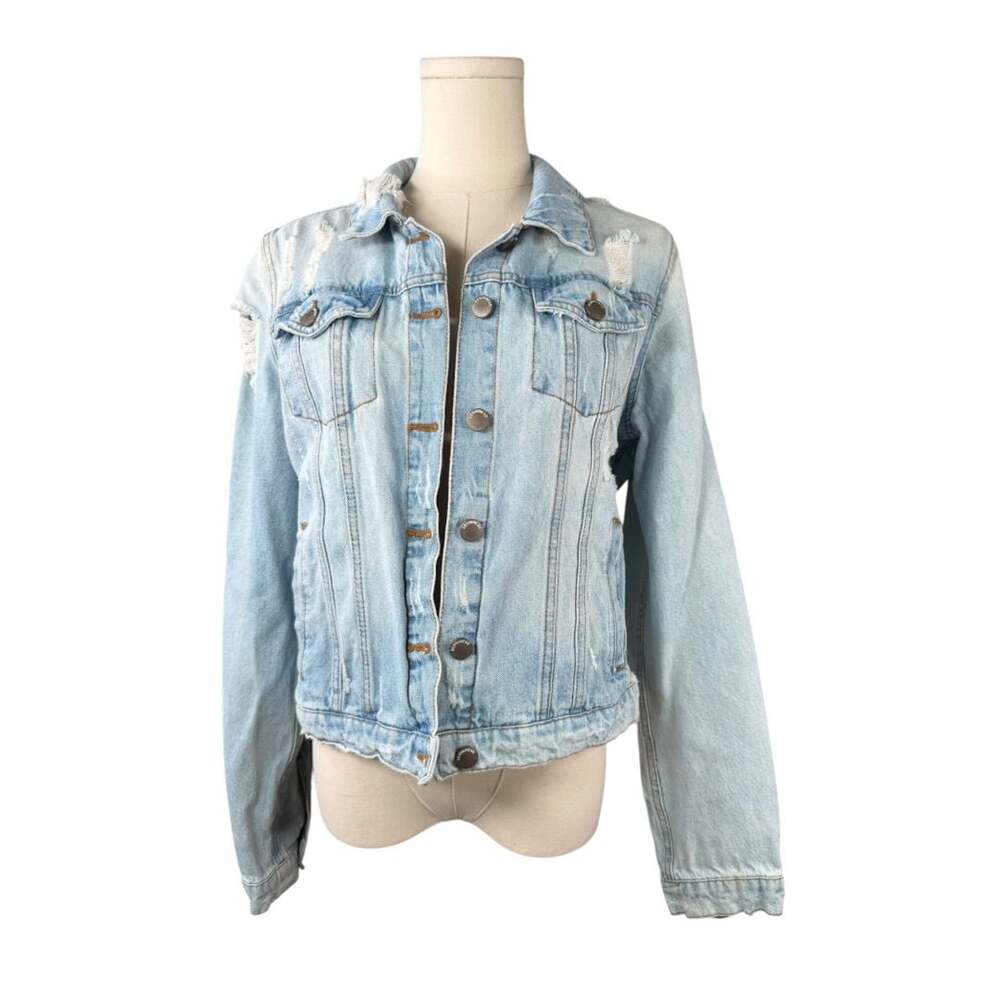 Ashley Vintage Charm Distressed Light Wash Denim Jacket Size L